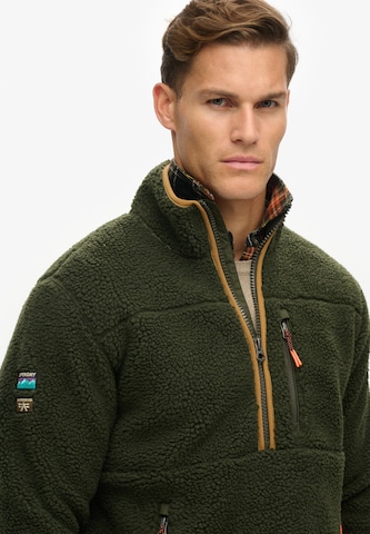 Superdry Sweater in Green
