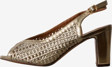 Escarpins 'Pumps' POTI PATI en or : devant