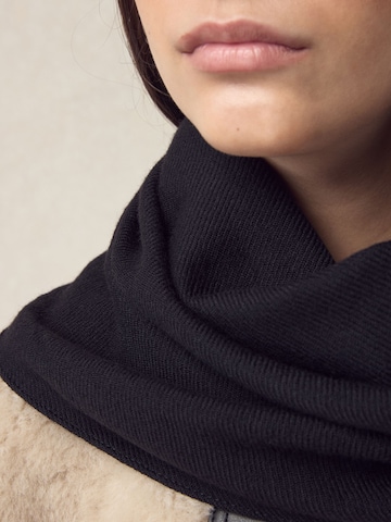 Next - Chal en negro