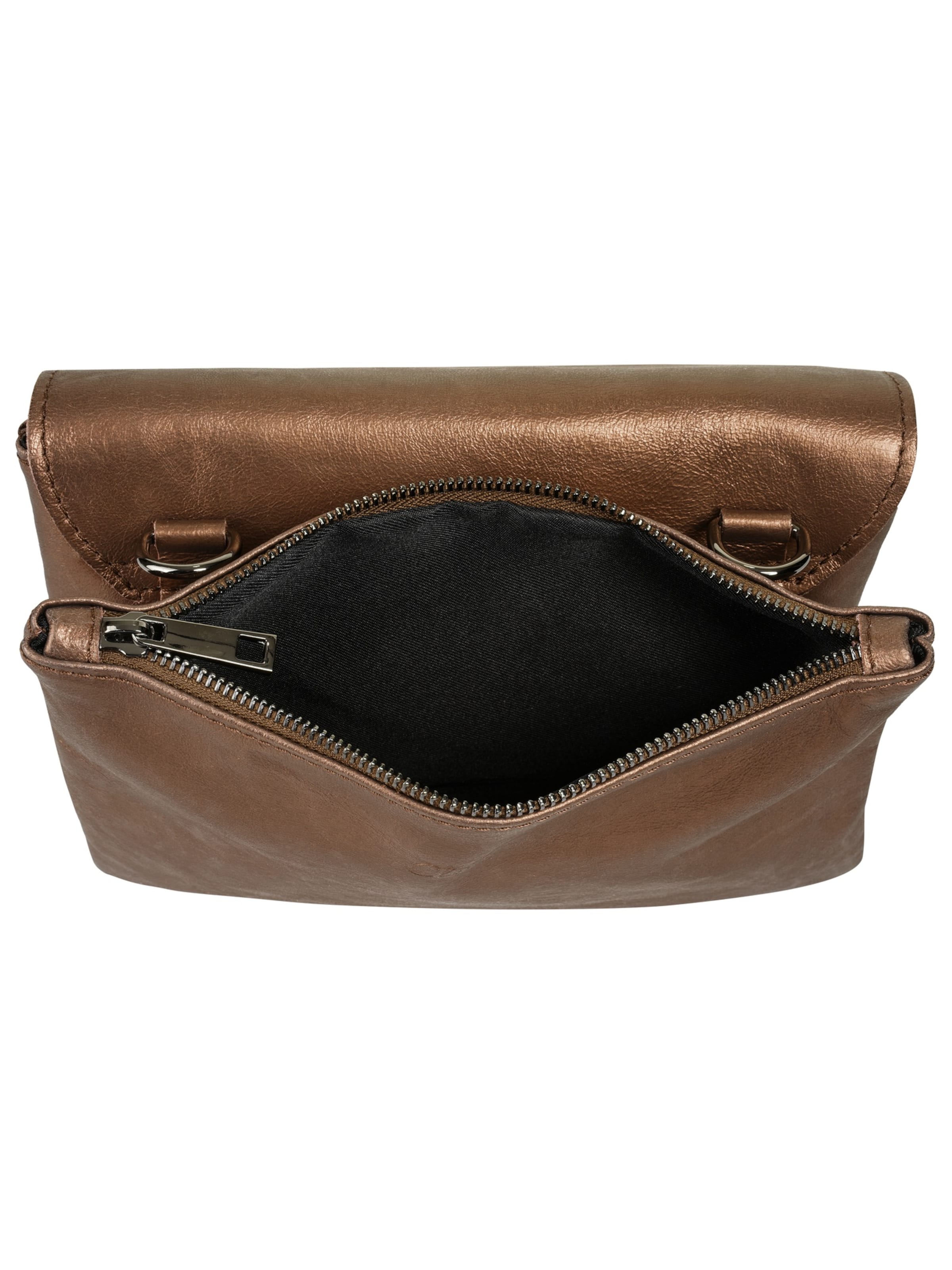 Cluty Crossbody Bag in Brown