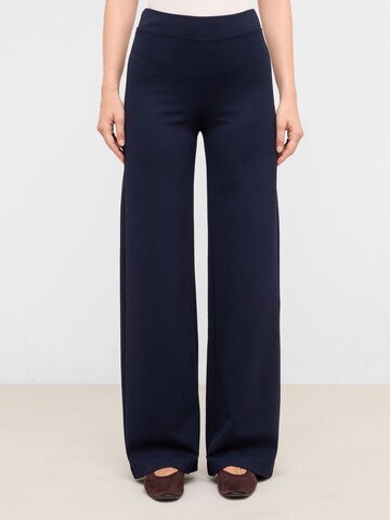 CALZEDONIA Flared Pants in Blue: front