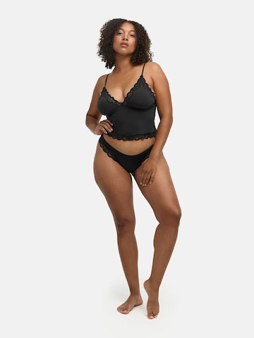 cfab (formerly creamy fabrics) Top 'Deep Neck Lace Top' in Zwart