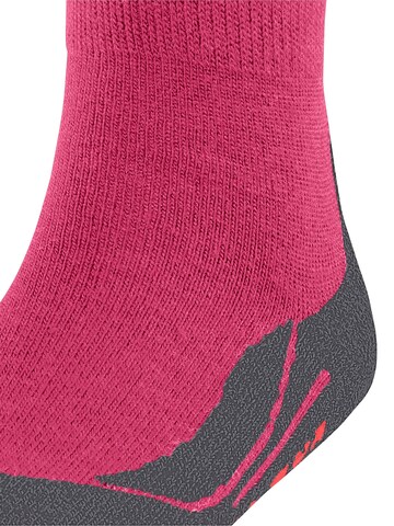 FALKE Athletic Socks 'TK2 Short' in Pink