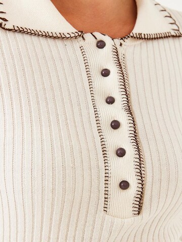 Pullover di Bianco Lucci in beige
