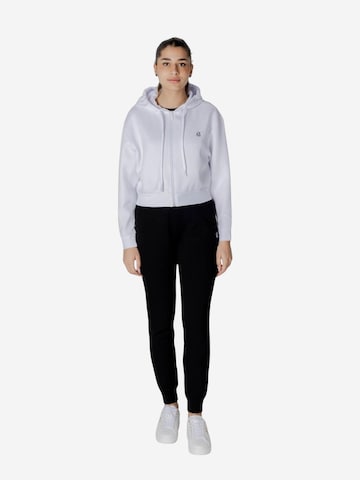 ARMANI EXCHANGE Sweatshirt 'XW000822 AF10818' in Wit