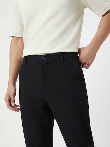 Everly Конический (Tapered) Штаны в Черный