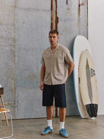 BLEND Comfort fit Button Up Shirt ' BHAban  Cuba' in Beige