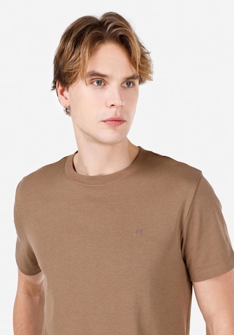 Colin's Shirt in Beige