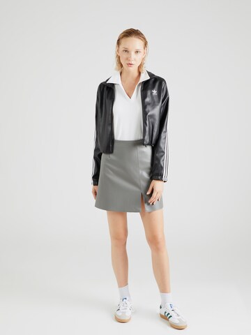 Noisy may Skirt in Grey