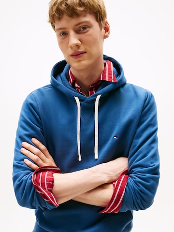 TOMMY HILFIGER Sweatshirt 'ESS SEASONAL' in Blauw