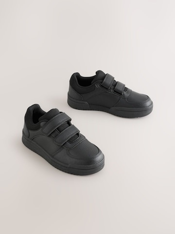 Next Кроссовки в Черный