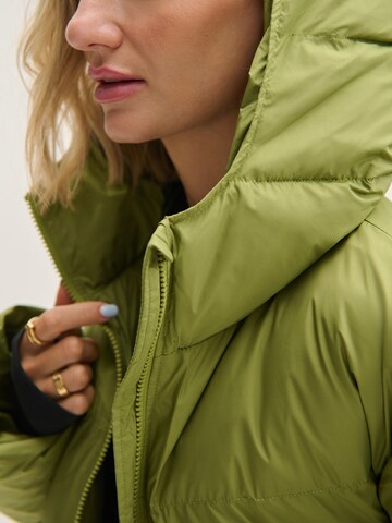Tatiana Zidekova - Chaqueta de entretiempo en verde