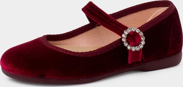 Ballerina di Pisamonas in rosso: frontale