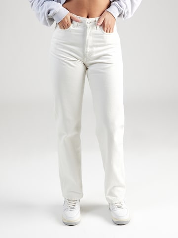 Carhartt WIP Regular Jeans 'Noxon' in White: front