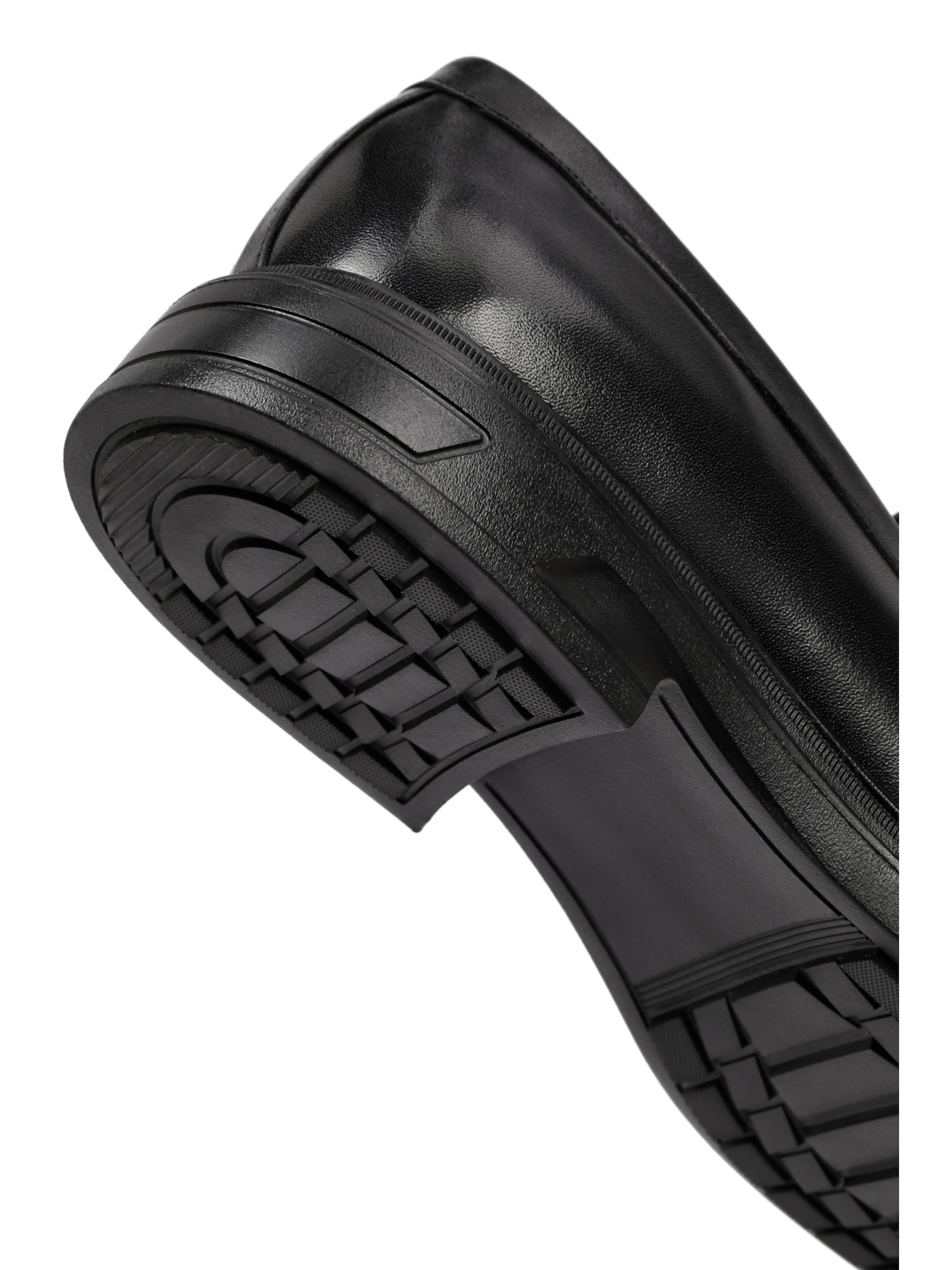 Chaussure basse Derimod en noir