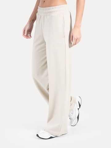 Loosefit Pantalon 'Kanya' Smilodox en beige