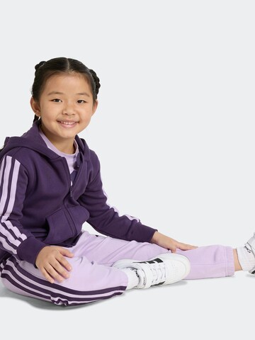 ADIDAS SPORTSWEAR - Regular Calças de desporto em roxo