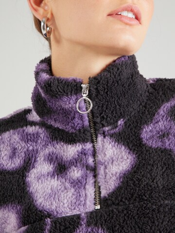 Monki Pullover in Schwarz