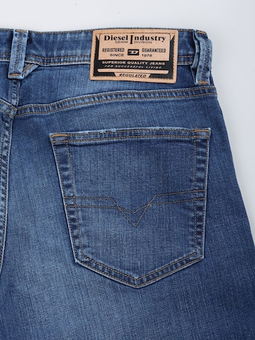 DIESEL Regular Jeans 'MARKEE' in Blue