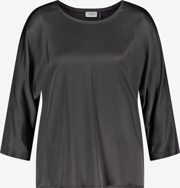 GERRY WEBER T-shirt i svart: framsida