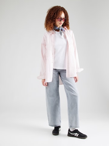 Lee - Camiseta 'PERFECT' en blanco