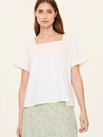 Odd Molly Shirt in Wit: voorkant