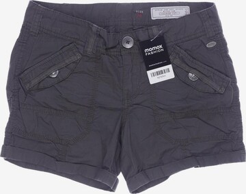 ESPRIT Shorts in M in Grey: front