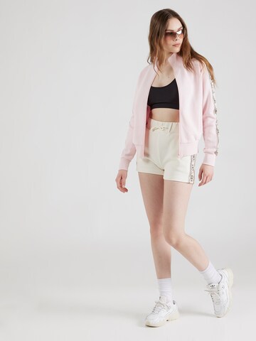 GUESS Sportsweatjacke 'BRITNEY' in Pink