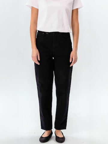 TEESHOPPEN - regular Vaquero ' Mom ' en negro: frente