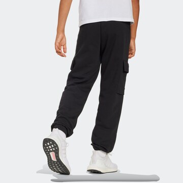 Effilé Pantalon de sport ADIDAS SPORTSWEAR en noir