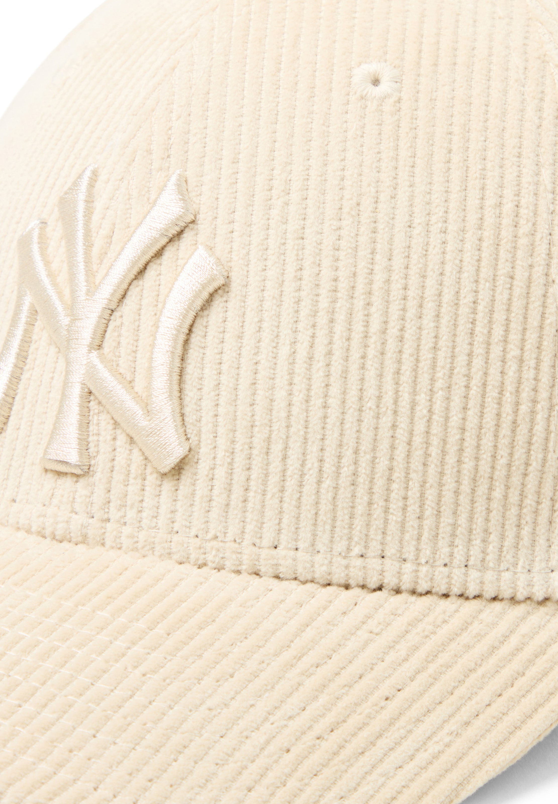 NEW ERA Cap '9FORTY MLB New York Yankees' in Beige