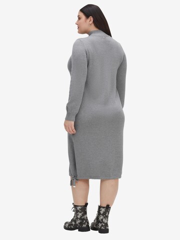 SHEEGO Knitted dress in Grey