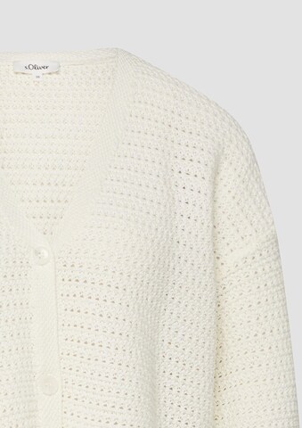s.Oliver Strickjacke in Beige