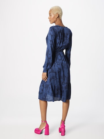 Robe Wallis en bleu