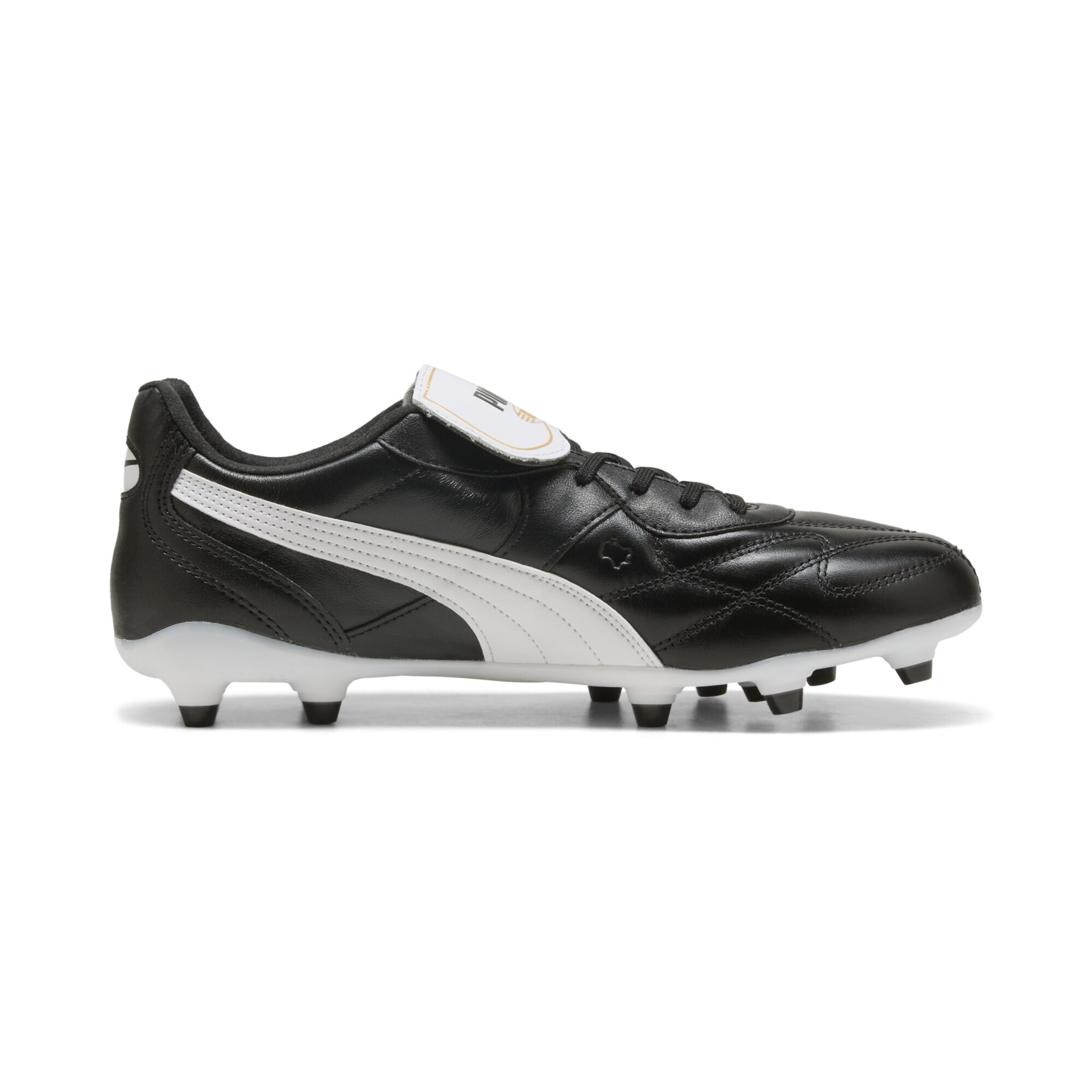 PUMA Soccer shoe in Black