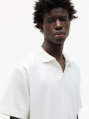 T-Shirt Pull&Bear en blanc
