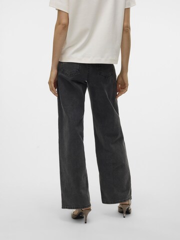 SOMETHINGNEW Loosefit Jeans in Grau
