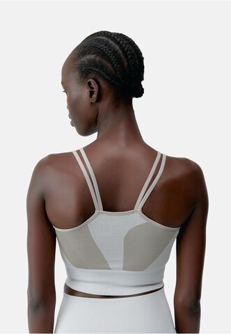 Born Living Yoga Sporttop 'Malia' in Beige