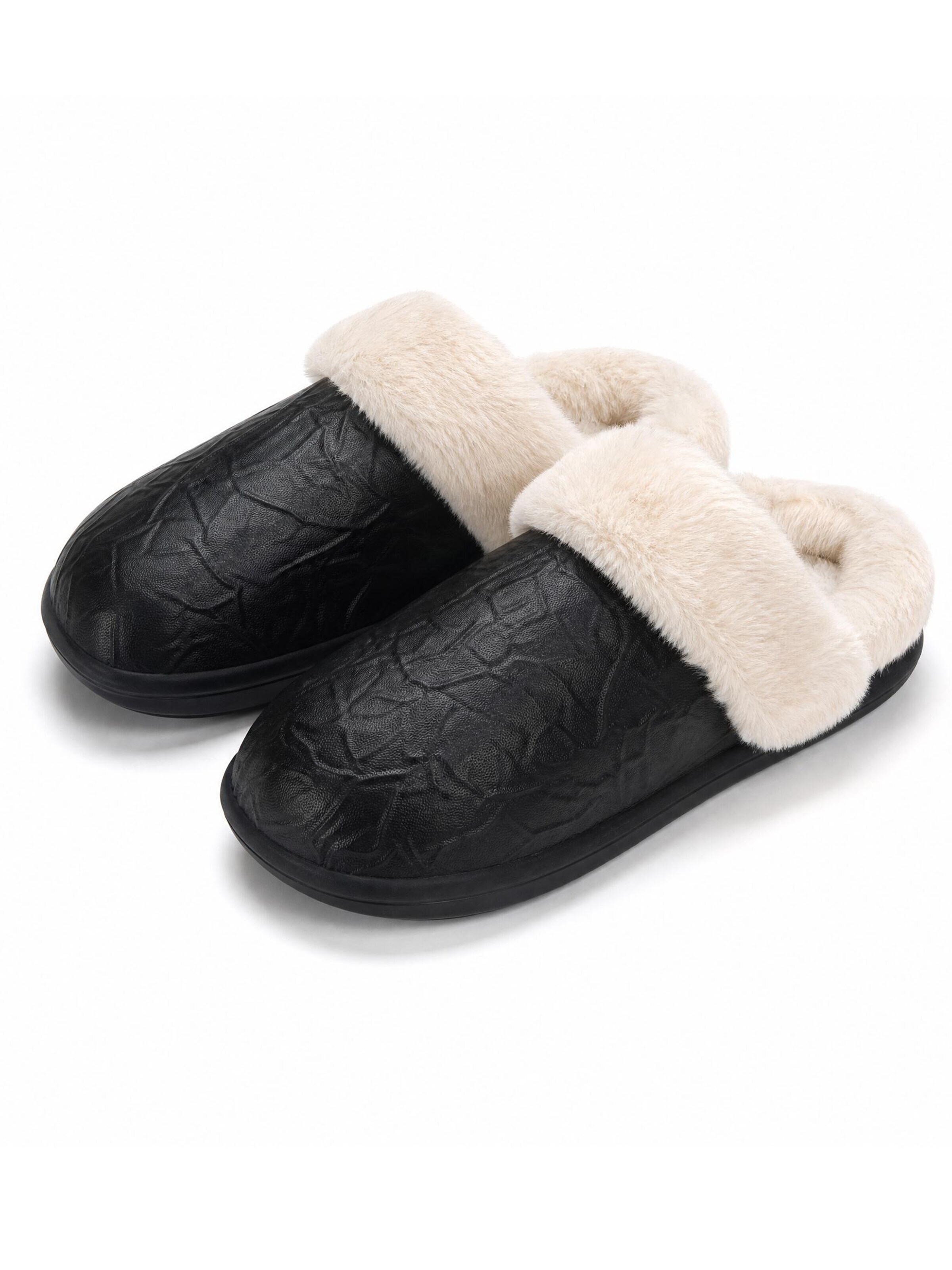 BONVERANO Slippers 'Wasserfeste Damen-Hausschuhe mit herausnehmbarem Kunstfellfutter' in Black: front