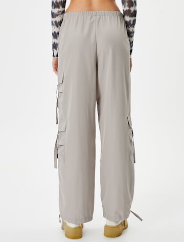 Koton Regular Hose in Grau