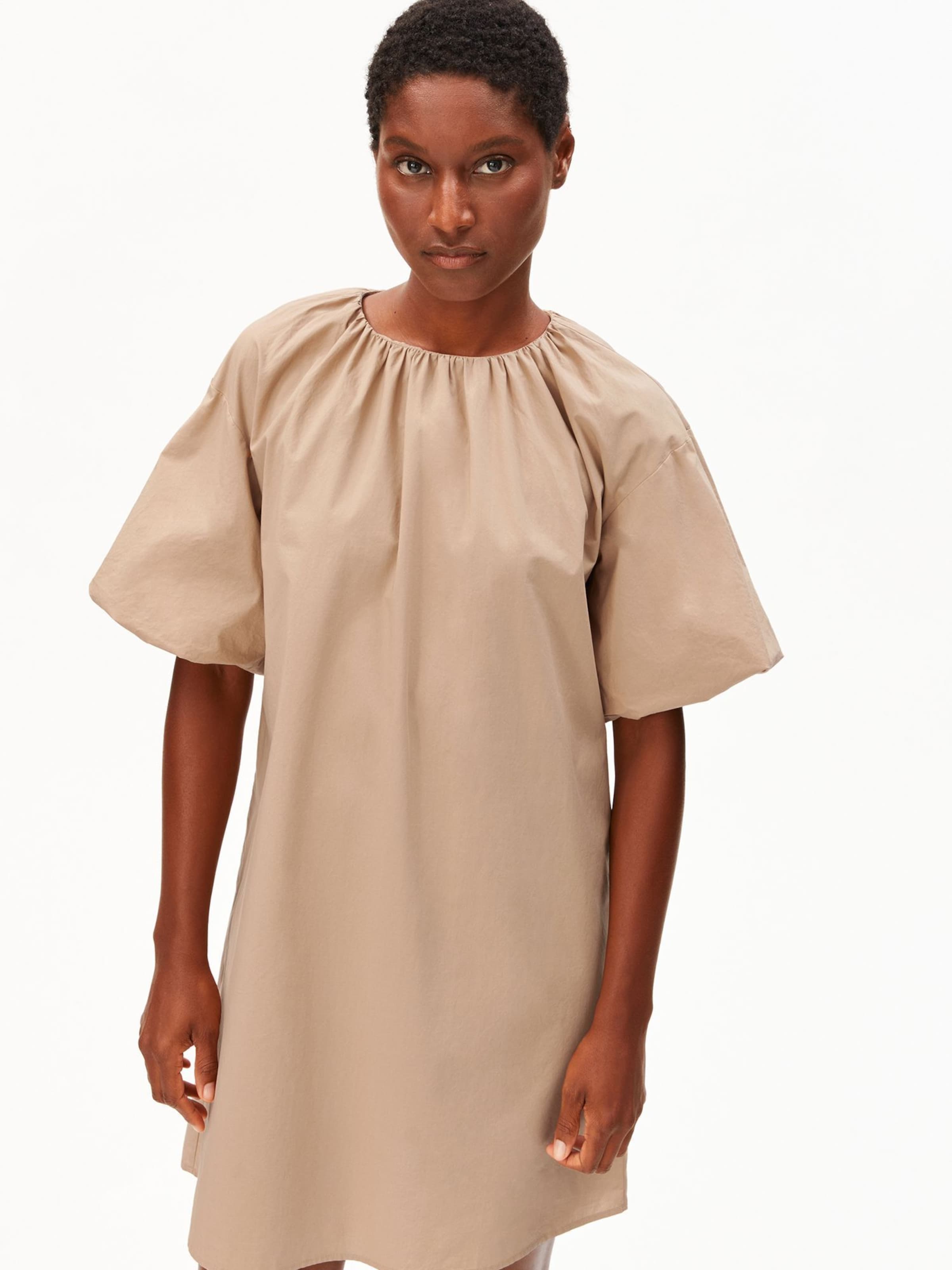 Robe ARMEDANGELS en marron : devant