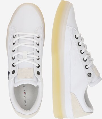 Sneaker bassa 'Vulc' di TOMMY HILFIGER in bianco