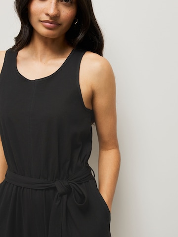 Next Jumpsuit in Zwart