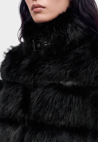 Manteau d’hiver PATRIZIA PEPE en noir
