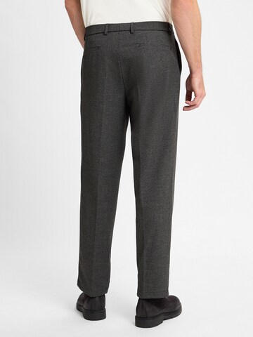 Finshley & Harding London Regular Trousers with creases 'Marlon' in Grey