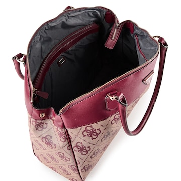 GUESS Schultertasche 'Berta' in Rot