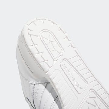 ADIDAS ORIGINALS Platform trainers 'Rivalry' in White