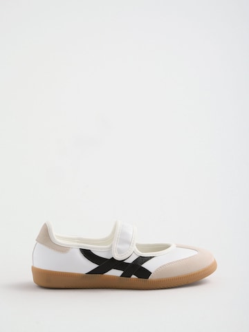 Sneaker bassa di Friends Like These in bianco
