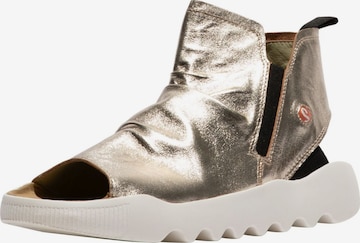 Sandalo di Softinos in oro: frontale