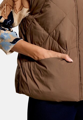 Gilet di Betty Barclay in marrone